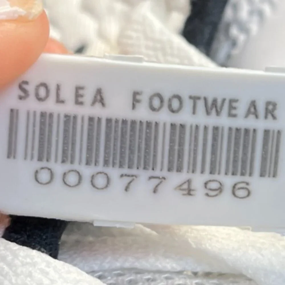 Nike please review